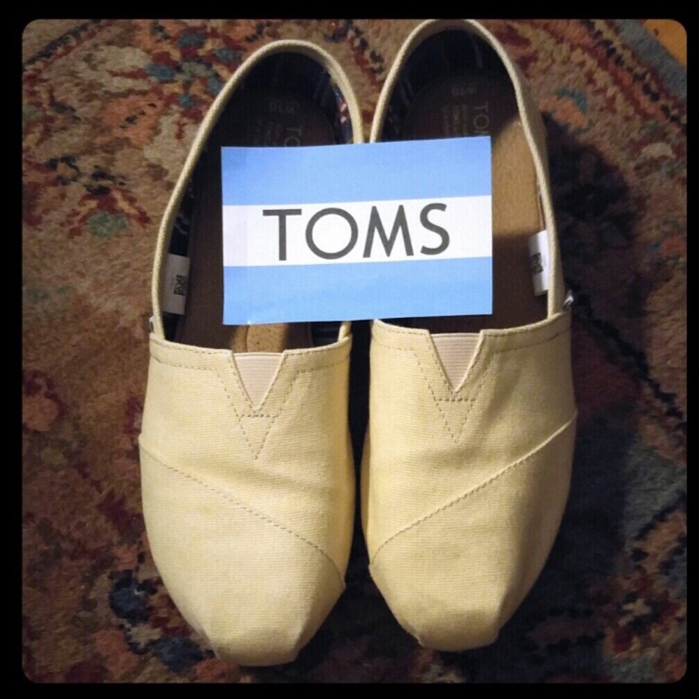 Toms slip ons